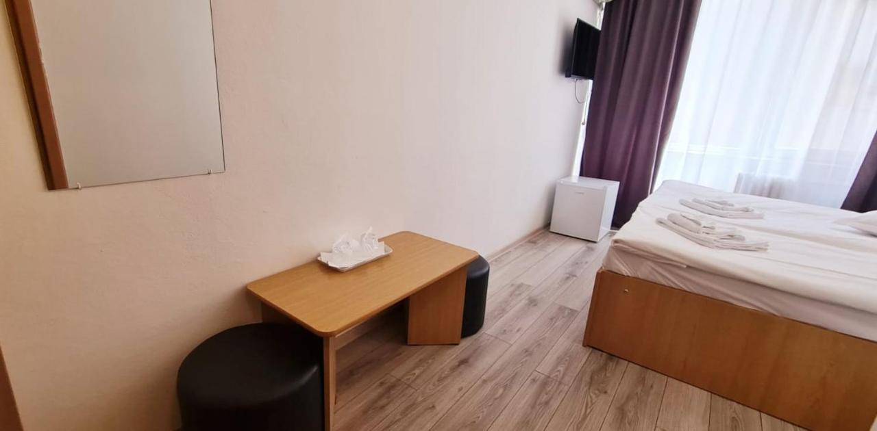 Hotel Victoria Ιάσιο Εξωτερικό φωτογραφία