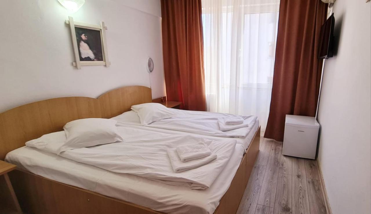Hotel Victoria Ιάσιο Εξωτερικό φωτογραφία