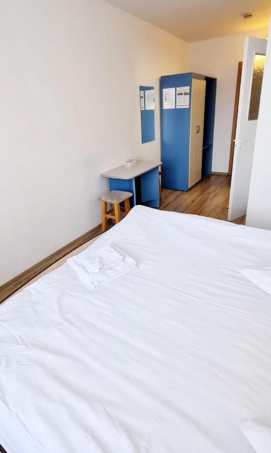 Hotel Victoria Ιάσιο Εξωτερικό φωτογραφία