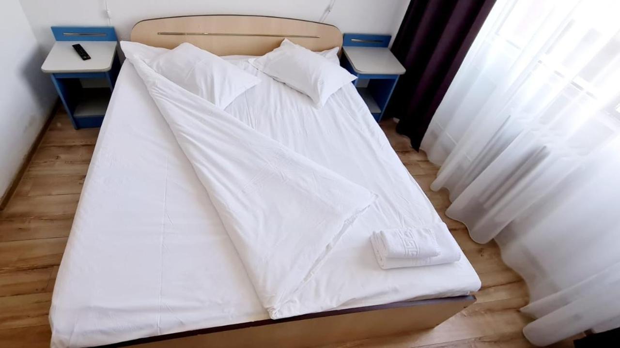 Hotel Victoria Ιάσιο Εξωτερικό φωτογραφία