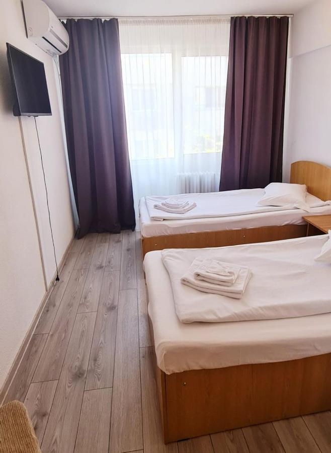 Hotel Victoria Ιάσιο Εξωτερικό φωτογραφία