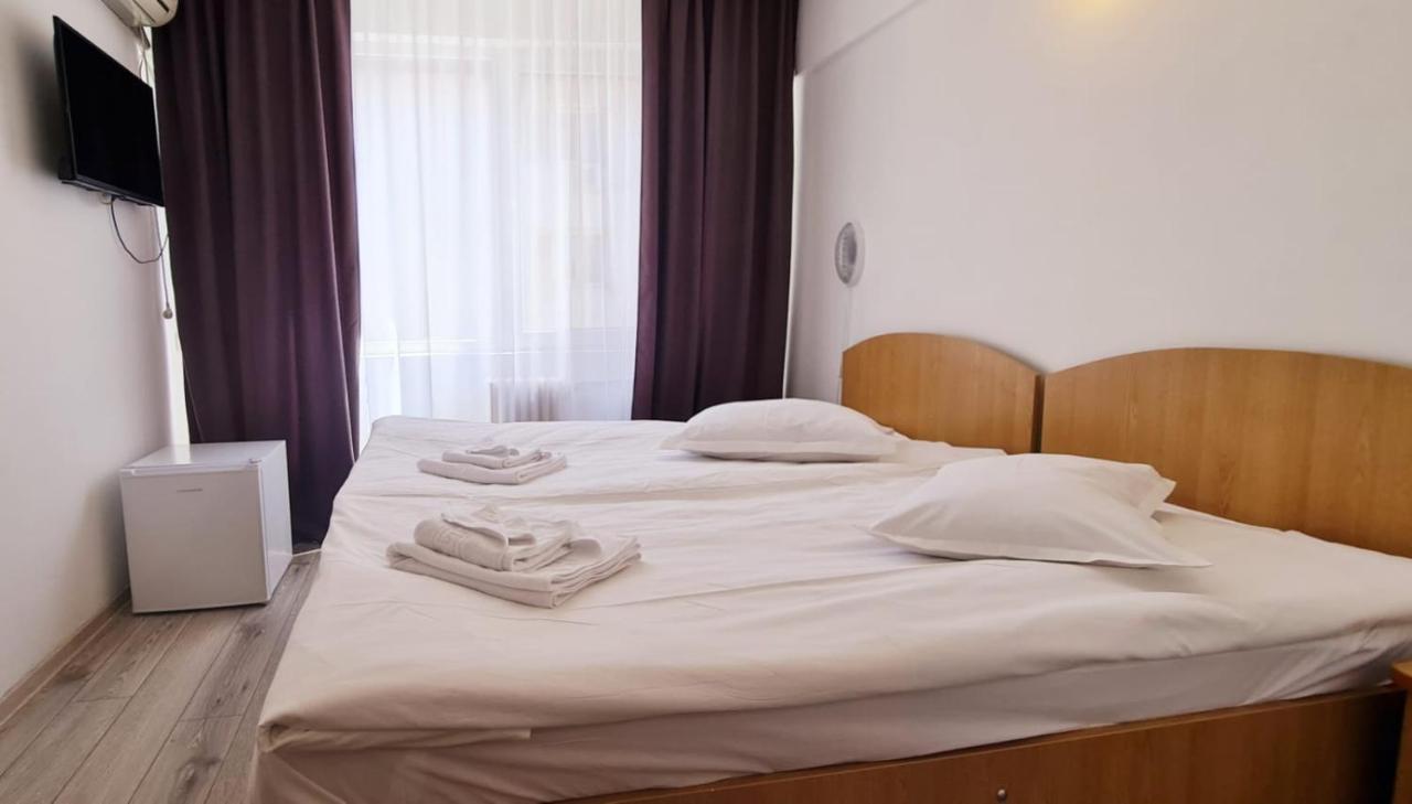 Hotel Victoria Ιάσιο Εξωτερικό φωτογραφία